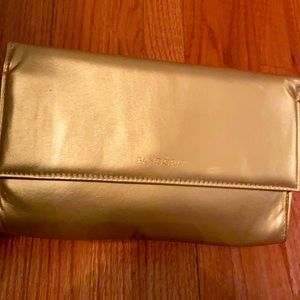 PANDORA CLUTCH HANDBAG. NEVER BEEN USED